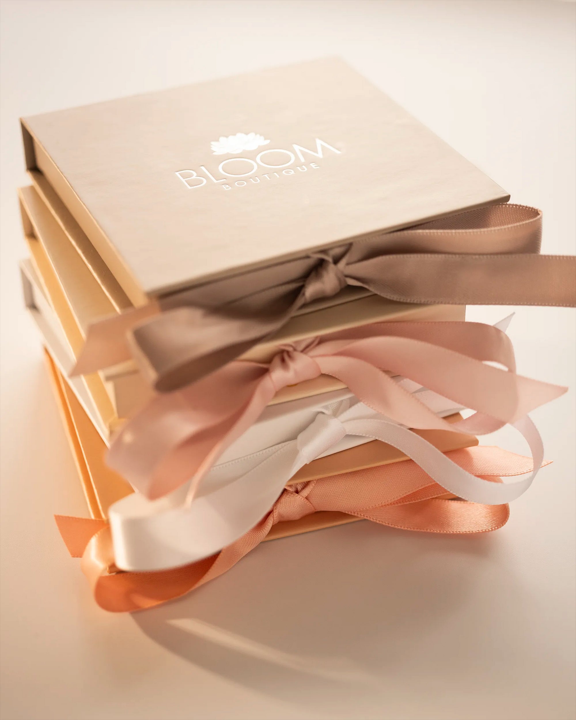 Gold Heart Knot Charm Slider Bracelet