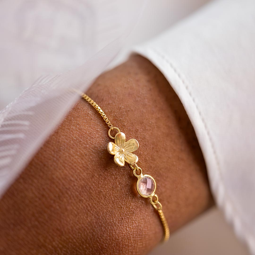 How to Create the Perfect Charm Bracelet