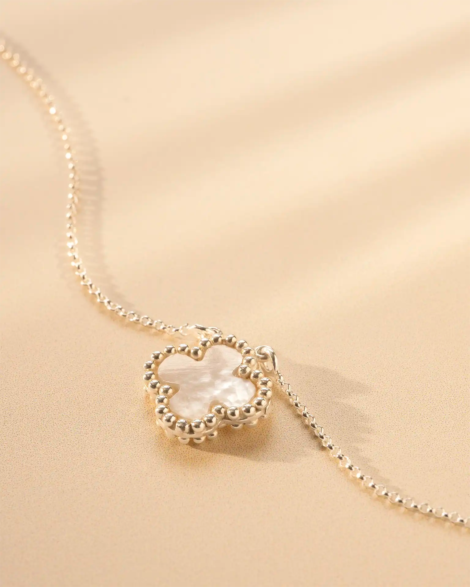 Silver Mother of Pearl Clover Necklace