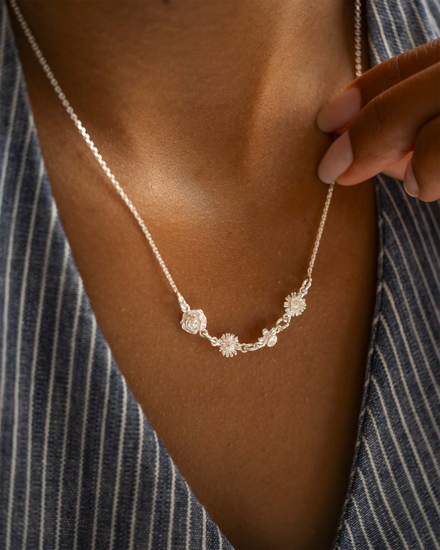 Silver Family Birth Flower Necklace