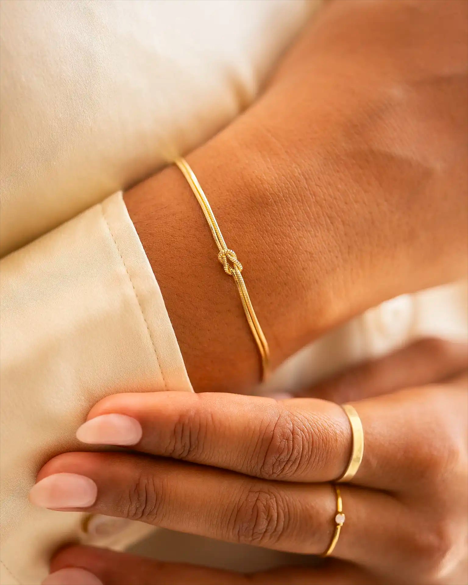 Gold Infinity Knot Personalised Bracelet