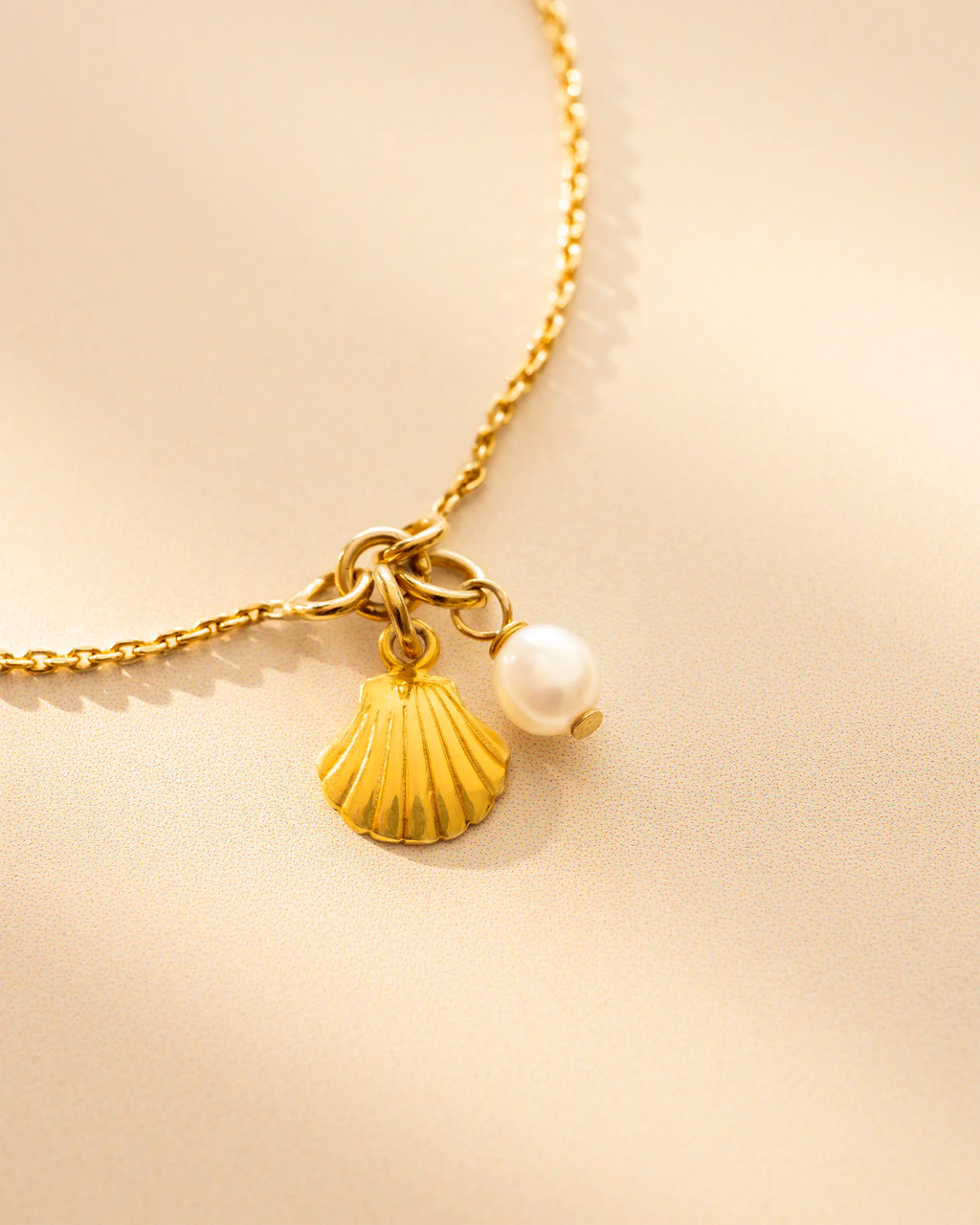 Gold Seashell and Pearl Personalised Bracelet